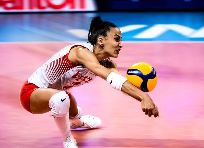 Simge Aköz’den Galatasaray Maçı Öncesi Kritik Mesaj: “Bu Maç Hedef Yolunda Çok Önemli”