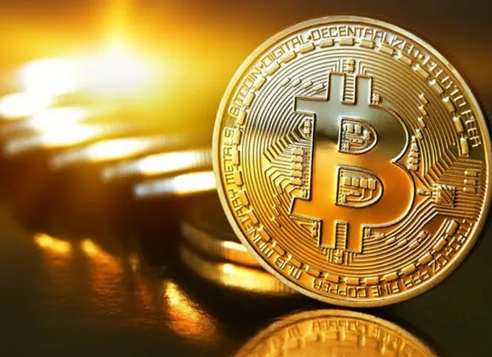 Bitcoin'de Sert Düşüş! Trump’ın Çin’e Yönelik Sert Açıklamaları Piyasaları Sarstı!