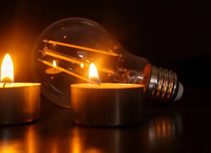 Balıkesir’de Elektrik Kesintisi! UEDAŞ Duyurdu: Karesi’de Elektrikler Saat Kaçta Gelecek? Hangi Mahalleler Etkilenecek?