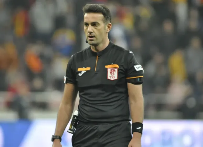 Galatasaray – Başakşehir Maçının VAR Hakemi Kadir Sağlam Kimdir? Kaç Yaşında, Nereli?