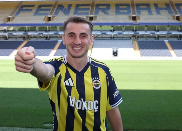 Kerem Aktürkoğlu Hastaneye Kaldırıldı! Fenerbahçe'den Korkutan Sağlık Durumu Açıklaması