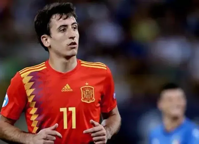 Fransa - İspanya Maçında Gol Sesi Çıktı! Mikel Oyarzabal Penaltıdan Attı, İspanya Yarı Finalde Önde!