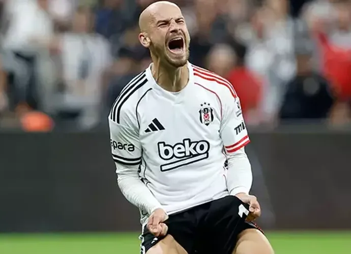 Yılın Son Derbisi Sonrası Beşiktaş Cephesinden Dikkat Çeken Açıklamalar: “3-1’den Sonra Bunu Yapmamalıydık!”