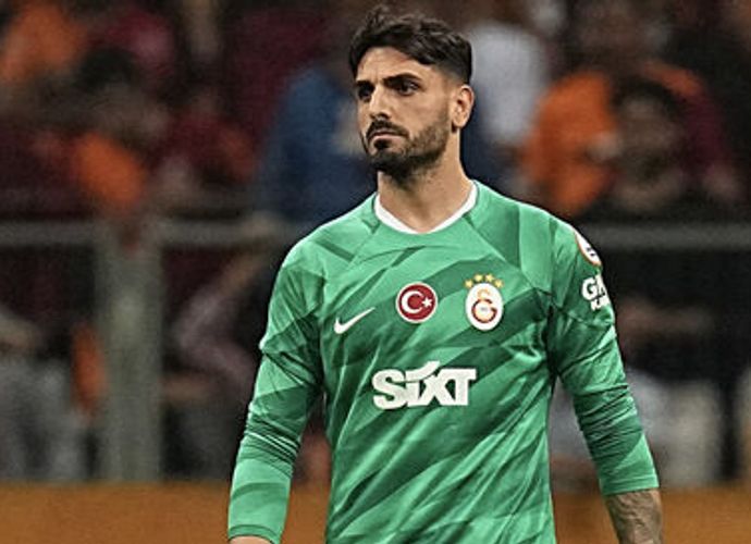SON DAKİKA: Galatasaray'da Günay Güvenç Şoku! Kocaelispor Maçı Öncesi Kadrodan Çıkarıldı: İşte Nedeni!