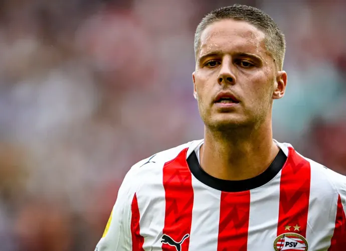 Fenerbahçe’de Transfer Bombası: Joey Veerman Geliyor