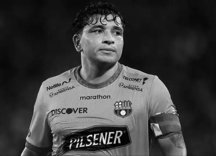 Futbol Dünyasını Yasa Boğan Kayıp! Barcelona SC'li Yıldız Mario Pineida ve Eşi Silahlı Saldırıda Hayatını Kaybetti!