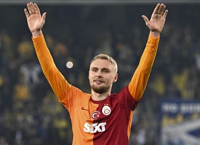Victor Nelsson'dan Galatasaray Açıklaması! İtalya'da Milan Maçı Sonrası Geleceğini Duyurdu: "Dürüst Olmak Gerekirse..."