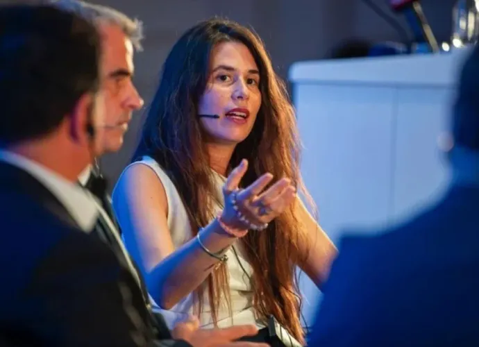 Çeşme Belediye Başkanı'ndan 'İftira' Çıkışı Sonrası İlk Kanıt! Lal Denizli'nin Uyuşturucu Testi Negatif Çıktı!