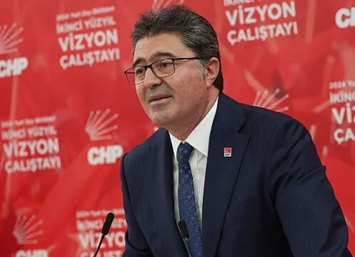 Ensar Aytekin’den Dayanışma Hamlesi: Milletvekili Maaşını YENİ Parti’ye Bağışladı