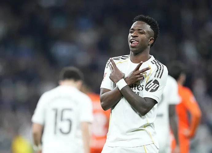 Real Madrid’den Gövde Gösterisi: Arda Güler’li Kadro Fırtına Gibi Esti! Sociedad'ı 4-1 Mağlup Etti!