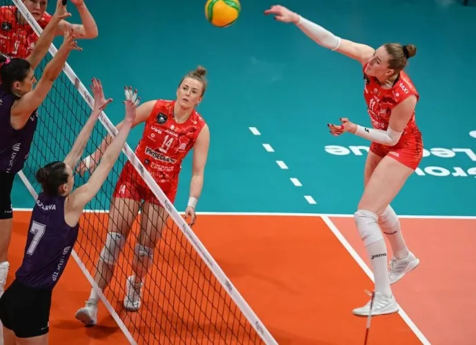 Şampiyonlar Ligi'nde Dev Eşleşme! Zeren Spor'un Çeyrek Finaldeki Rakibi Santarelli'nin Takımı Conegliano Oldu!