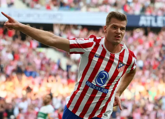 Alexander Sörloth Yeniden Süper Lig’e mi Dönüyor? Galatasaray Sörloth’un Menajeriyle Temasa Geçti!