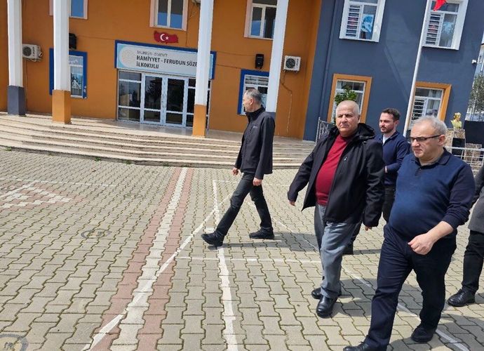 Edremit'te Eğitim Seferberliği: İl Müdürü Selahattin Kal'dan Okullara Yakın Markaj!