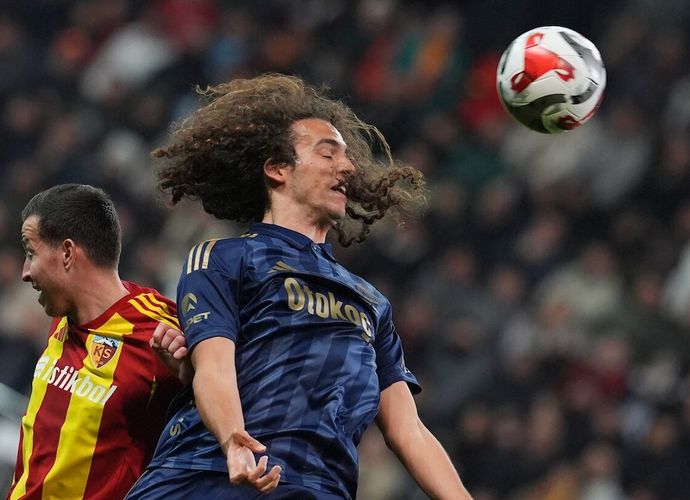 N'Golo Kante Sahneye Çıktı! Fenerbahçe İlk Yarıyı Tek Golle Önde Kapattı!