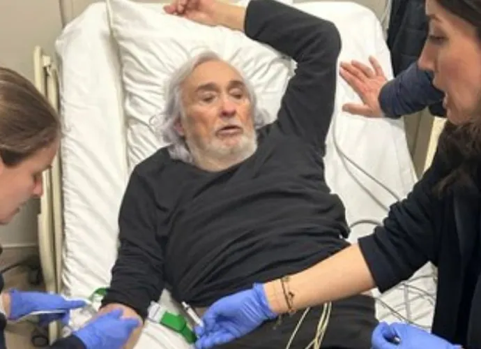 Müjdat Gezen Sağlık Durumu Nasıl? Müjdat Gezen Hastaneden Taburcu mu Oldu? Gırgıriye Müzikali Bu Akşam Var mı?