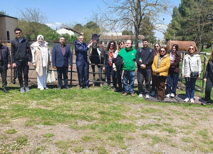 BAÜN Veteriner Fakültesi'nde Engelsiz Buluşma: Öğrenciler Doğayla Kucaklaştı