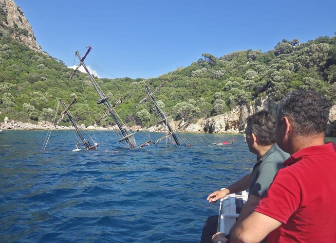 SON DAKİKA: Facia Anları! Marmaris’te Tur Teknesi Battı! Cennet Adası'nda Büyük Panik!