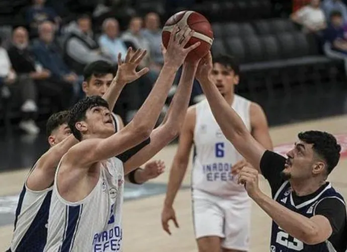 Potada Dev Play-Off! Türk Telekom - Anadolu Efes Maçı Nasıl İzlenir? İşte Canlı Yayın Kanalları: