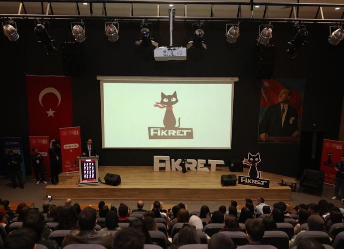 Bandırma Onyedi Eylül Üniversitesi’nde “Fikret Days ’26” Reklamcılık Zirvesi Gerçekleştirildi