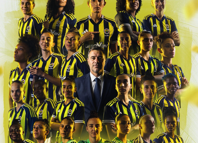 Fenerbahçe Kadın Futbolda Tarih Yazdı! İlk Şampiyonluk Giresun’da Geldi: 7 Gollü Dev Zaferle Şampiyon Fenerbahçe!