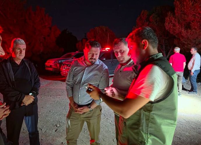 AK Parti Balıkesir İl Başkanı Mehmet Aydemir Gömeç'teki Yangın Bölgesinde: "Devletimiz Tüm İmkânlarıyla Sahada"