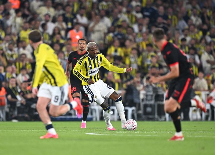 Fenerbahçe Şampiyonlar Ligi’ne Galibiyetle Başladı! Talisca Attı Fırtına Gibi Esti! Yeni Transferler Sahne Aldı!