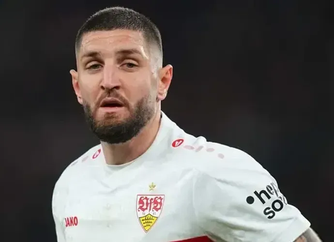 Bşeiktaş'ta Gündem Stoper! Jeff Chabot İçin Bonservis Pazarlığı Kızıştı! Stuttgart'ın İstediği Bonservis Belli Oldu!