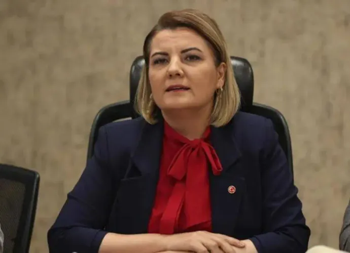 Son Dakika! İzmit Belediye Başkanı Fatma Kaplan Hürriyet ve 20 Kişi Hakkında Tutuklama Kararı Çıktı!