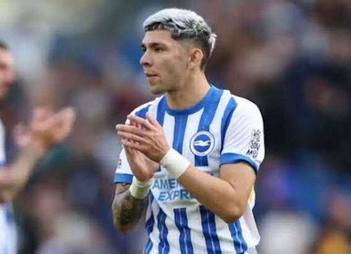 Galatasaray’ın Transfer Harekatına Premier Lig Çelmesi! Julio Enciso Transferinde Flaş Rakip: Masadaki Dev Teklif!