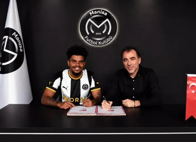 Türkiye'de Yılın Transfer Sürprizi! Galatasaraylı Yıldız Mario Lemina’nın Kardeşi Noha Lemina Manisa FK’ya İmza Attı!