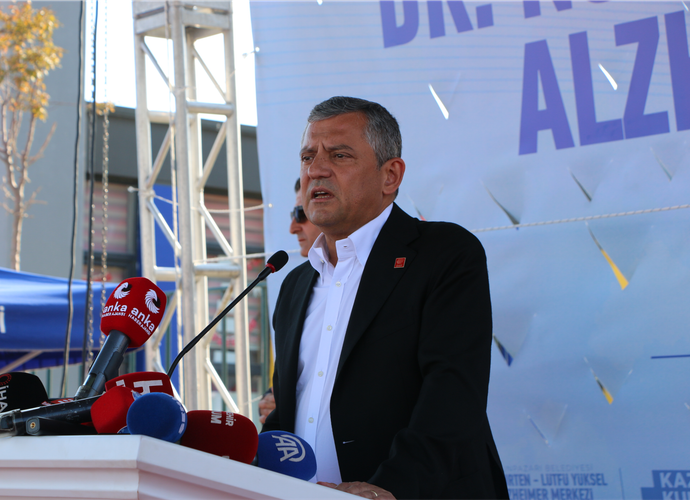 Özgür Özel: "Türkiye'yi Eskişehir Modeliyle Yöneteceğiz"