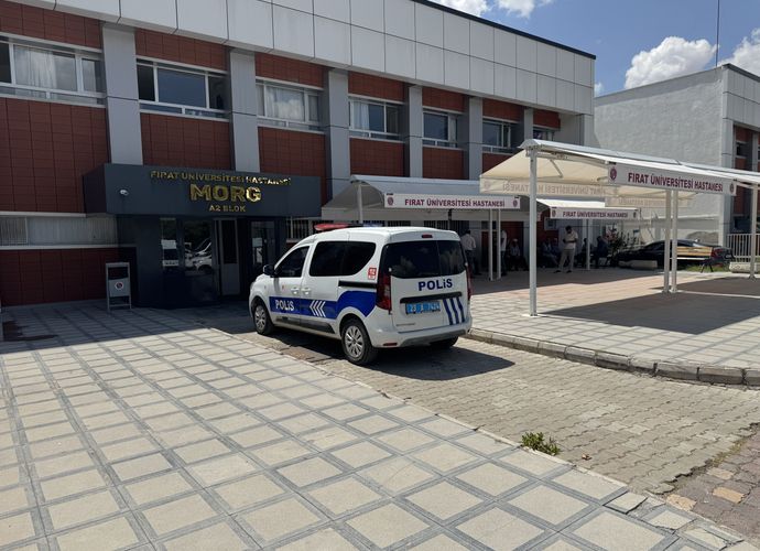Elazığ’da Korkunç Gece! Ağıldaki Sesi Kurt Sanıp Ateş Etti, Gerçekle Yıkıldı!