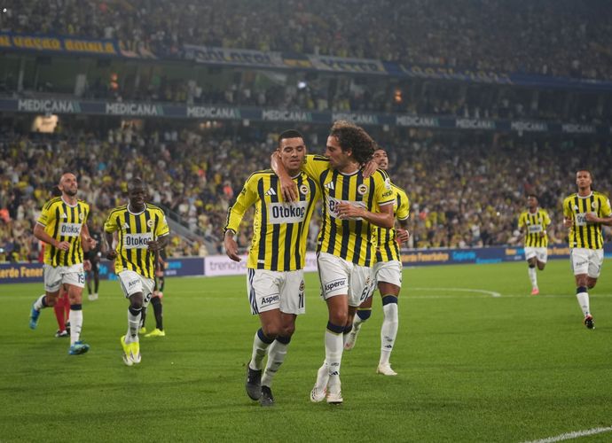 Kadıköy'de 6 Gol Var, Kazanan Fenerbahçe! Sarı-Lacivertliler Konyaspor'u 4-2 Mağlup Etti