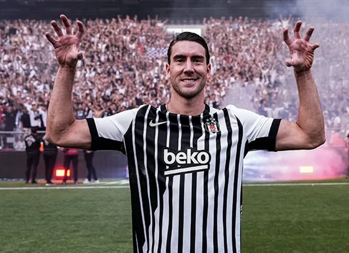 Vlahovic Bugun Maçta Oynayacak mı, İlk 11'de mi? Beşiktaş - Kauno Zalgiris Maçı Saat Kaçta, Hangi Kanalda?