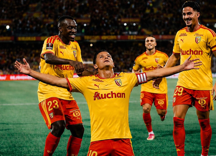 Fransa Süper Kupası'nda Dev Sürpriz! Lens PSG'yi Yıktı: Kupayı Aldı!