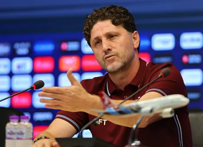 Son Dakika: Trabzonspor Fatih Tekke'nin İstifasını Reddetti! Takımın Başında Olacak!
