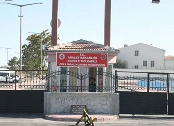 Konya Cezaevi'nde İsyan İddiaları Sosyal Medyayı Salladı! Emniyet'ten Açıklama ve Gözaltı Kararları!