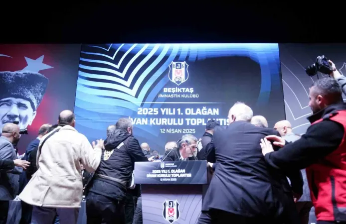 Beşiktaş'ta İhraç Krizi! Hasan Arat ve Tevfik Yamantürk İhraç Edildi! Neden İhraç Edildiler?