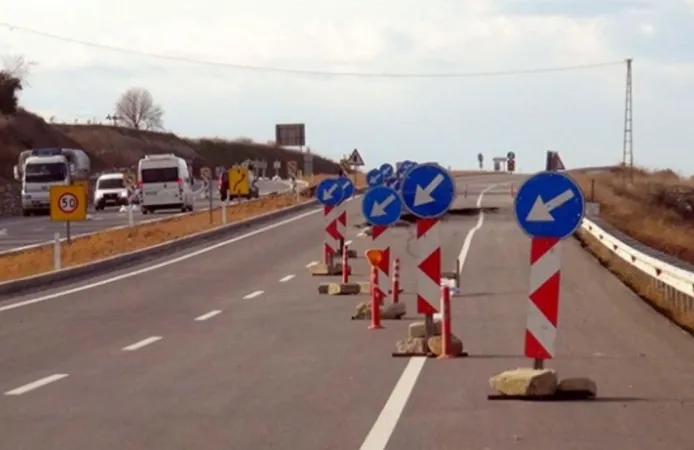 Balıkesir’de 9 Ekim Yol Durumu: Bu Güzergâhlarda Trafik Kontrollü İlerliyor, Bazı Yollar Kapalı!