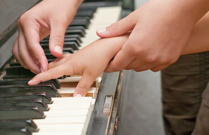 Burhaniye Belediyesi'nden Müzik Fırsatı: Kurs Başvuruları 21 Eylül'de Açılıyor!