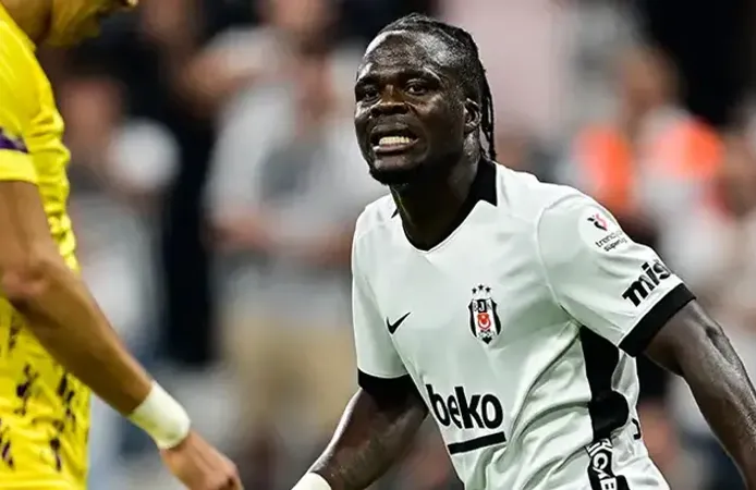 Junior Olaitan Crystal Palace Maçında Beşiktaş'ı İpten Aldı! Siyah-Beyazlı Yıldızdan Avrupa'da Tarihi İstatistik!