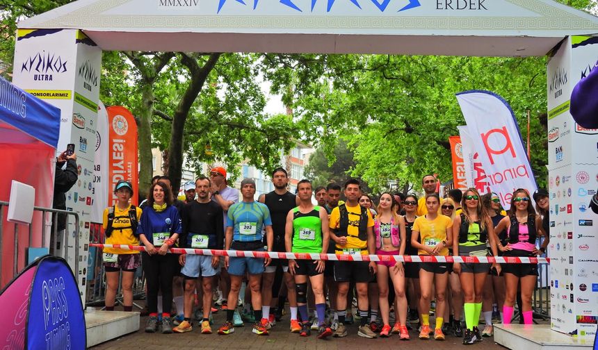 Erdek'te Yağmur Altında Ultra Maraton Heyecanı: Kyzikos 2025 Start Aldı