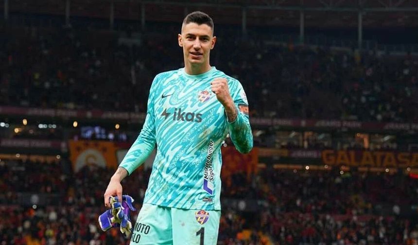 Berke Özer İmzayı Attı! İşte Sözleşmenin Detayları...