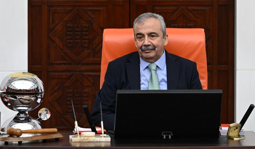 Sırrı Süreyya Önder’in Aracında Tespit Edildi! Suikast Şüphesi Giderek Güçleniyor