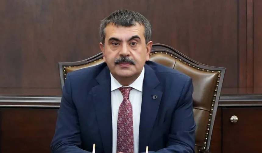 Ara Tatil Kaldırılıyor mu? Bakan Yusuf Tekin’den Yeni Eğitim Dönemi İçin Kritik Açıklama!