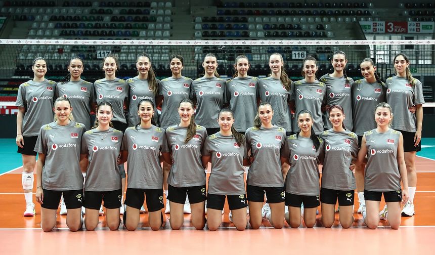 Voleybolda Genç Yıldızlar Parlıyor! U22 Kadın Takımı Kampa Girdi