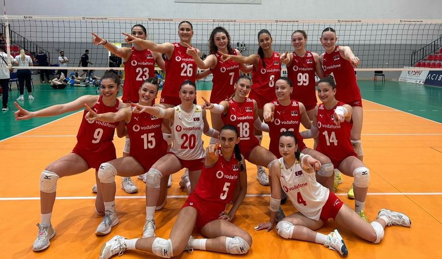Genç Sultanlar Tarih Yazdı!  Balkan Şampiyonası'nda Yarı Finaldeyiz!
