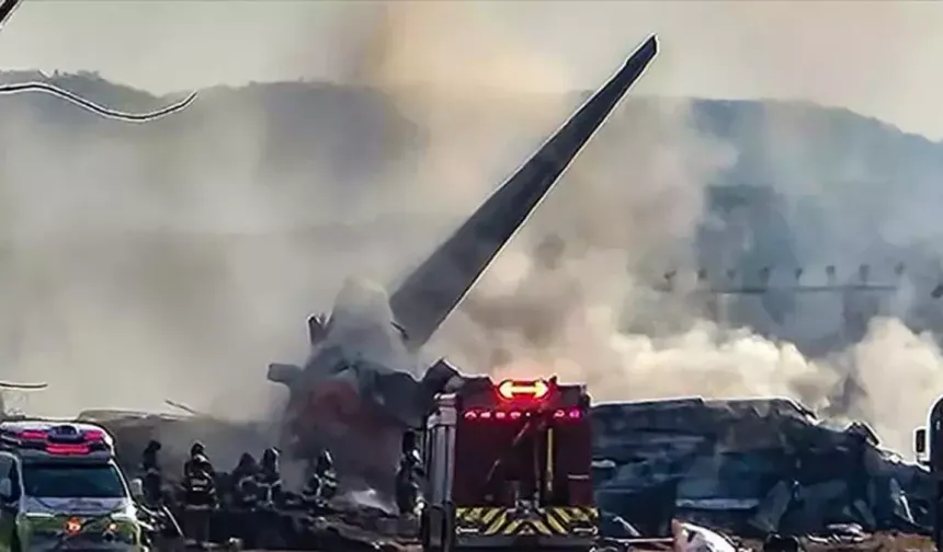 242 Kişiyi Taşıyan Uçak Düştü! Çok Sayıda Ölü Var!