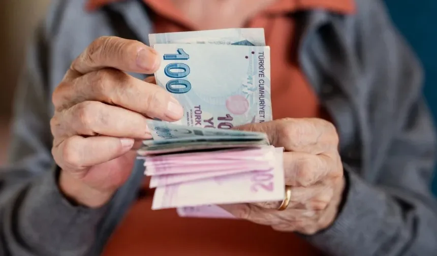 Bankalar Emekli Promosyon Tutarlarını Güncelledi! Hangi Banka Ne Kadar Promosyon Veriyor? İşte Tam Liste...
