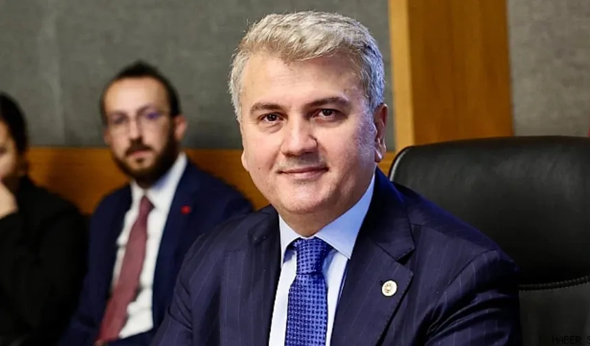 Mustafa Canbey'den Duygusal Bayram Mesajı: "Mazlumları ve Şehit Çocuklarını Unutmayalım."